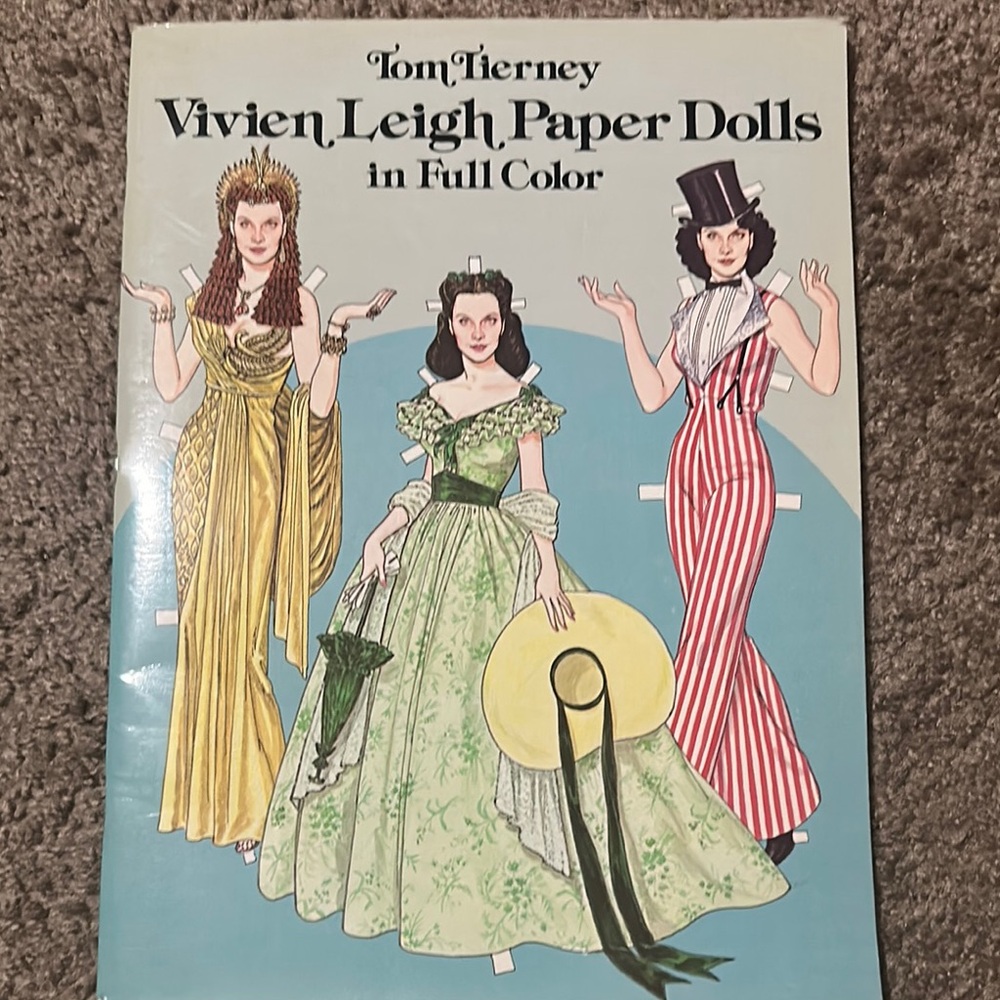 Vintage Gone with the Wind star, Vivian Leigh Paper Dolls with Elegant Costumes
